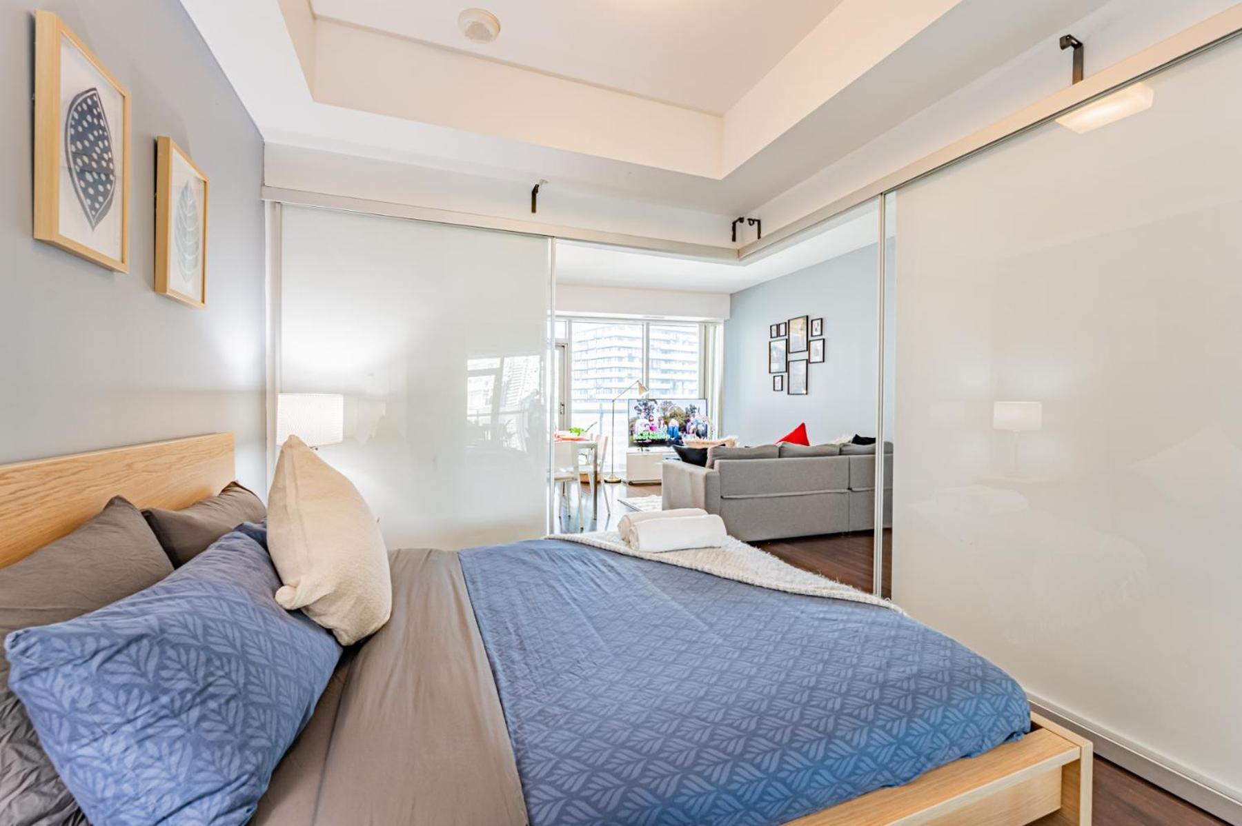 York Suites 5 トロント エクステリア 写真